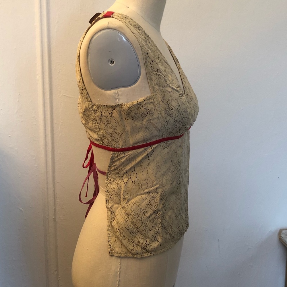 A Common Thread open back top small - Picture 3 of 8